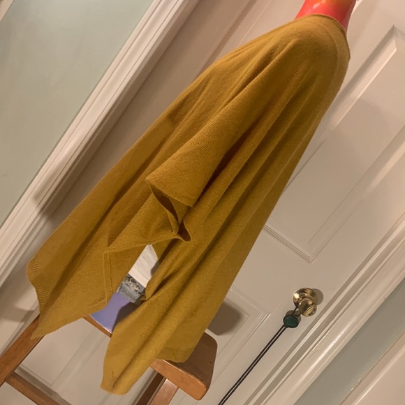 Yellow Cardigan - Picture 5 of 11